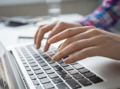 Tips Mengisi Waktu Santai Di Depan Laptop