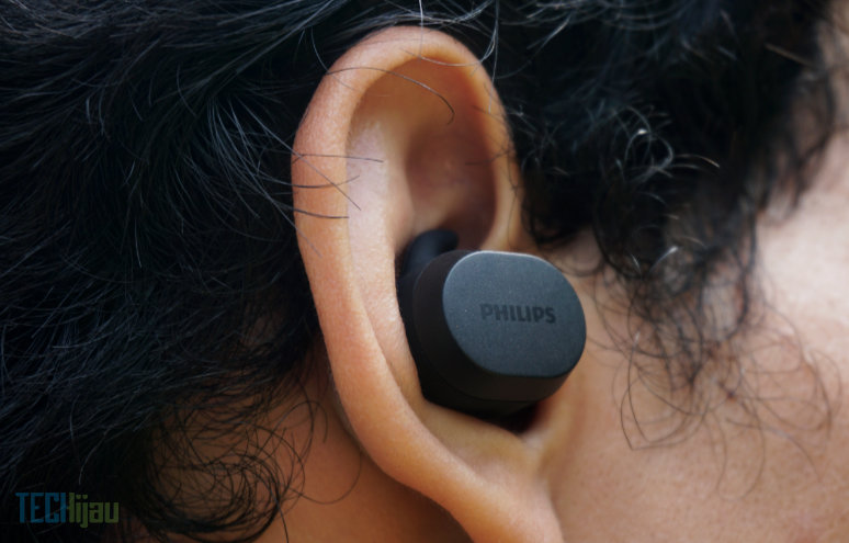 TWS Bluetooth earbuds untuk olahraga Philips TAT3216